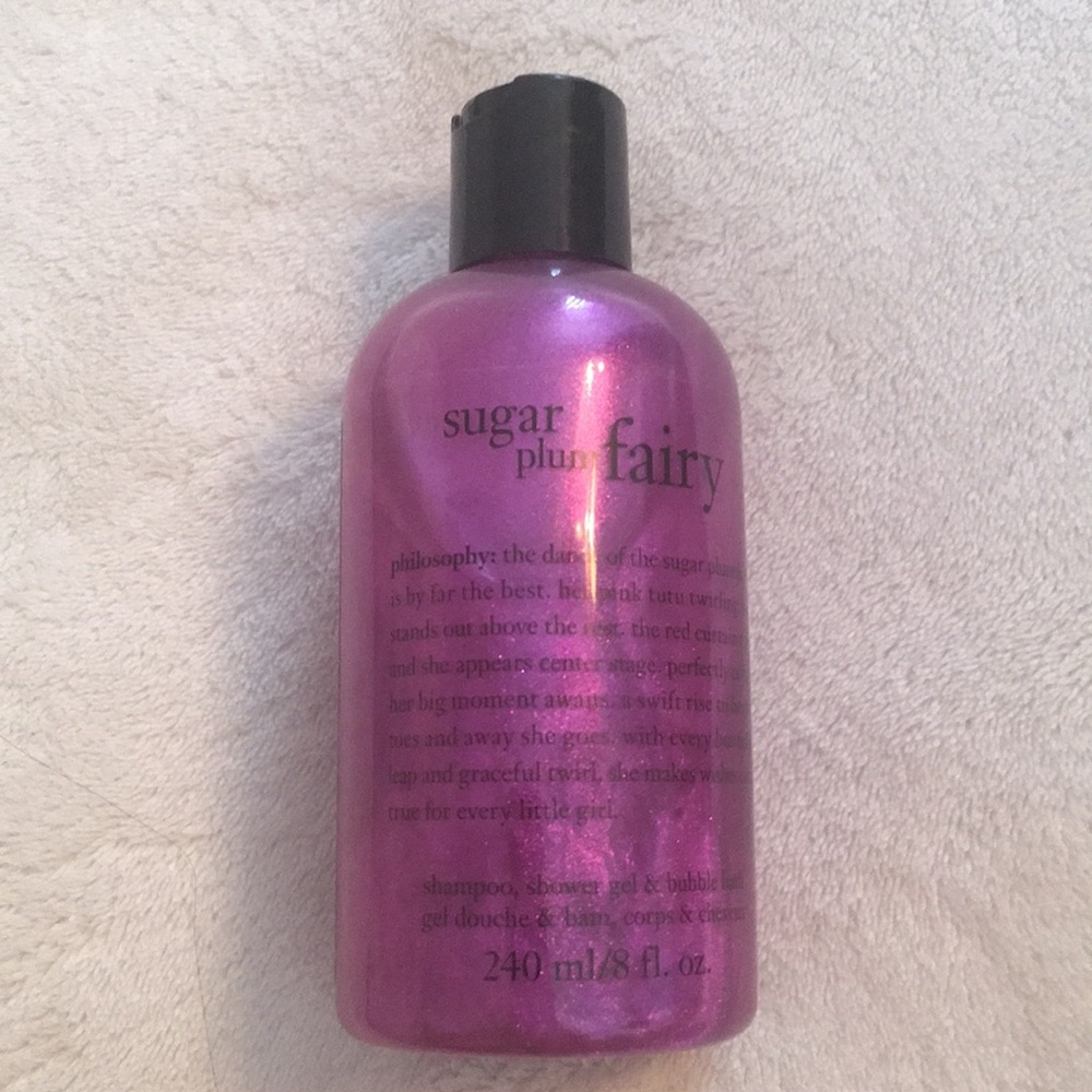 Philosophy sugar plum fairy shower gel and more.💕